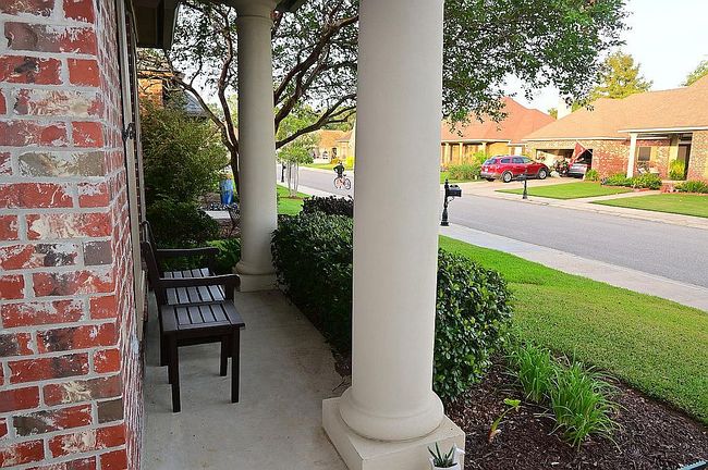 Additional photo 4 of property located at 106 Lakeshore Dr