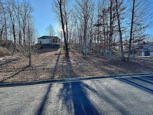 Image of 108 Pinehurst Ct