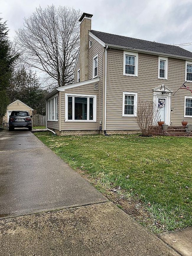 Image of 929 N Mckean St