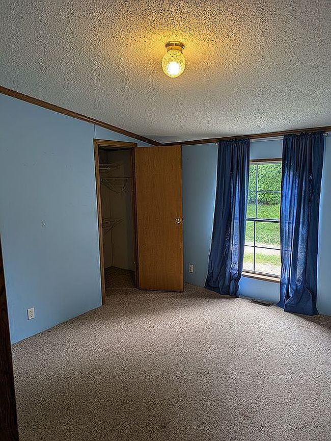 Photo of 106 Edwards Ln, Odon, IN