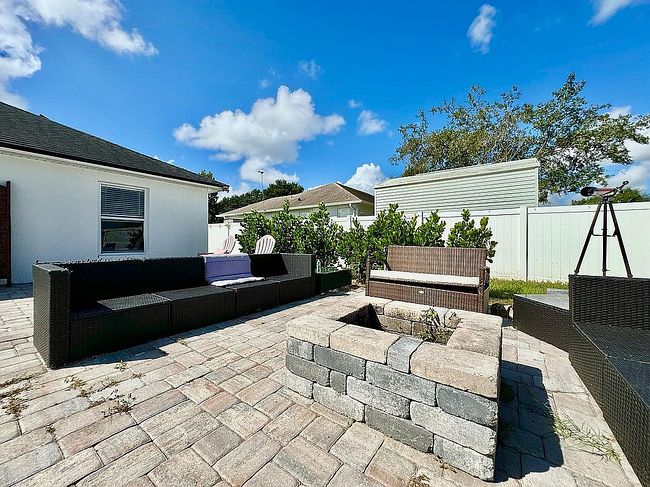 Image of 1209 Demoiselle St