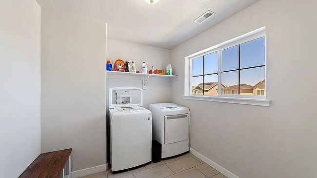 Photo of 945 W Mckenna Rd, Riverton, UT