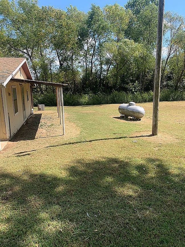 Additional photo 3 of property located at 8699 Washington