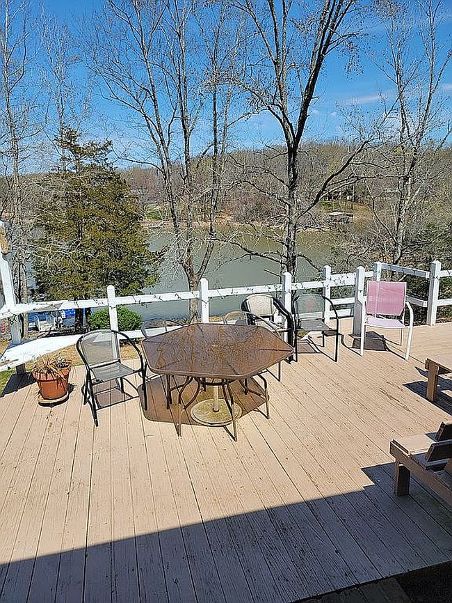 Photo of 68 Audrey Ave, Cadiz, KY
