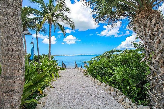 Photo of 11 Sunset Dr Apt 505, Sarasota, FL