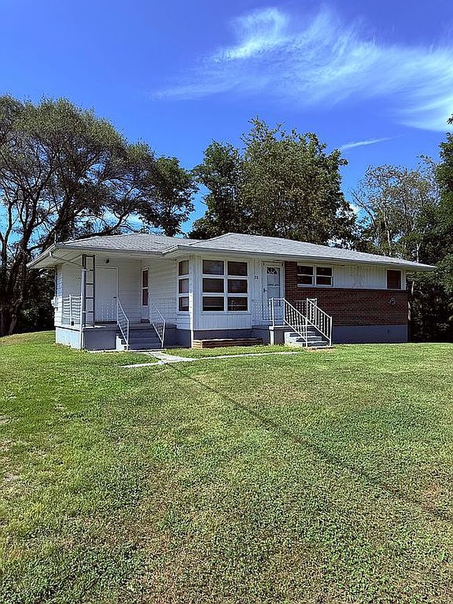 38 Bartee St, Castlewood, VA