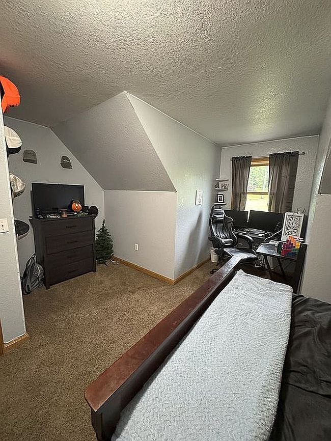 Photo of 1750 Rosely Rd, Saint Marys, PA