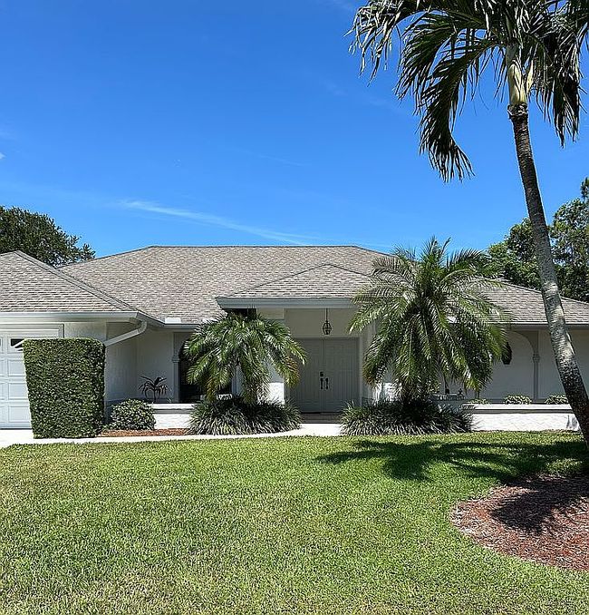 Photo of 1140 Moon Lake Dr, Naples, FL