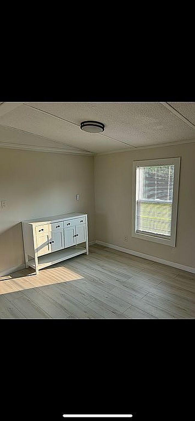 Image of 225 Jordon Ave