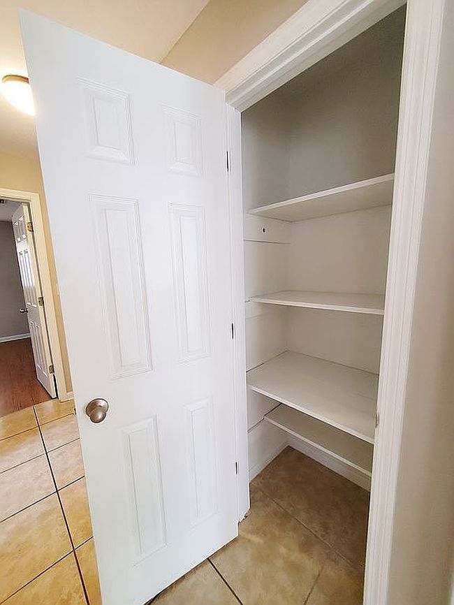 Image of 1622 Roselle Ave