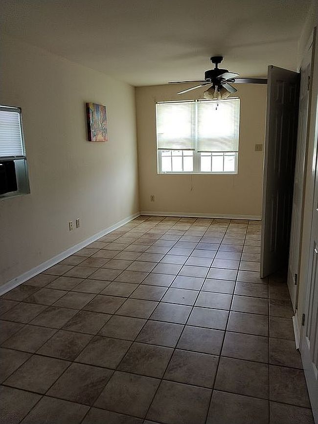 Photo of 407 Summit Ave