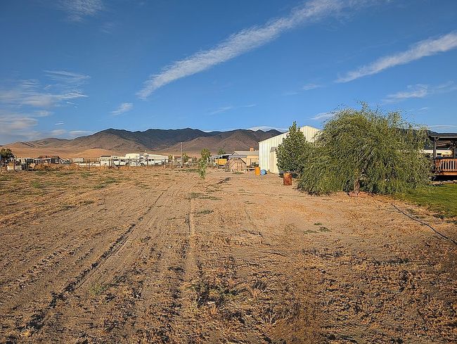 Additional photo 2 of property located at 3565 E Commander Dr