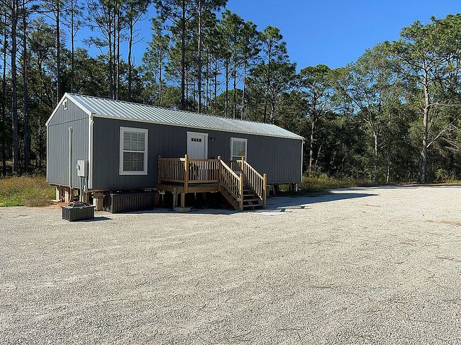 Image of 7576 N Heller Ave