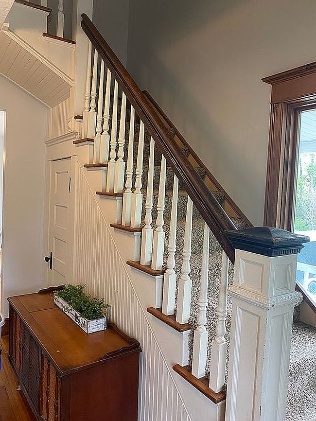 Image of 212 E Campbell St