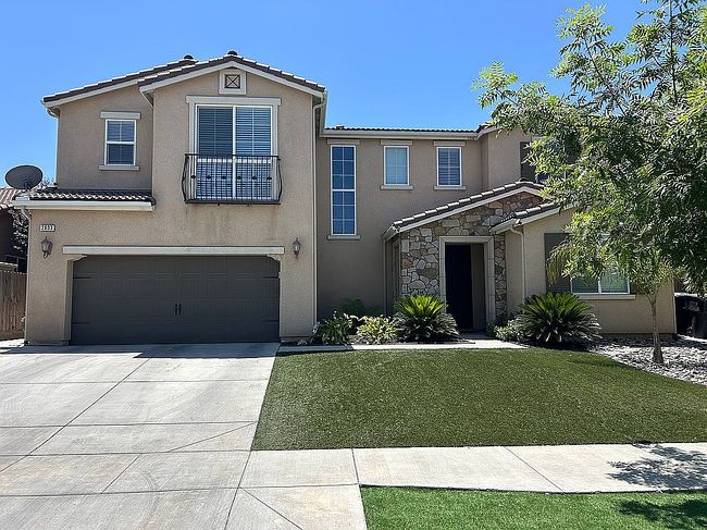 Image of 2833 W Connelly Ave