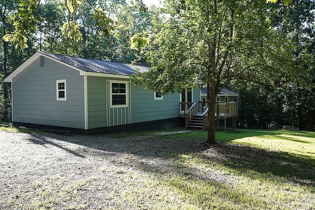 Additional photo 2 of property located at 279 Satterfield Rd Se