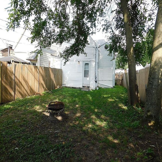 Image of 1114 Oakley St