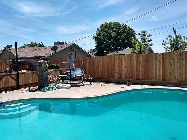 Image of 1008 Lake Ave