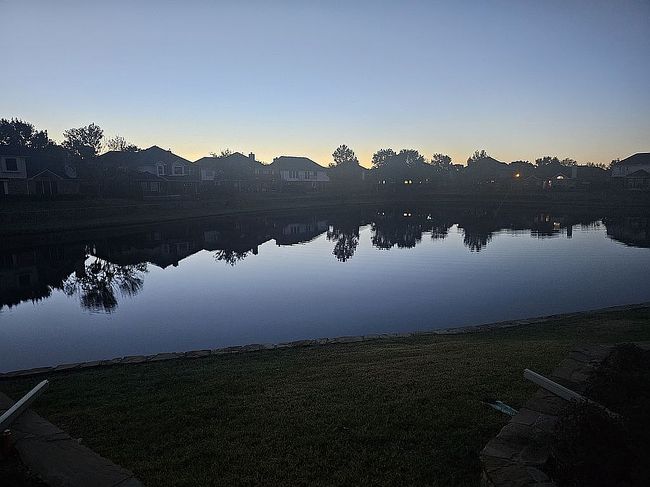 Additional photo 1 of property located at 2621 Waterford Way