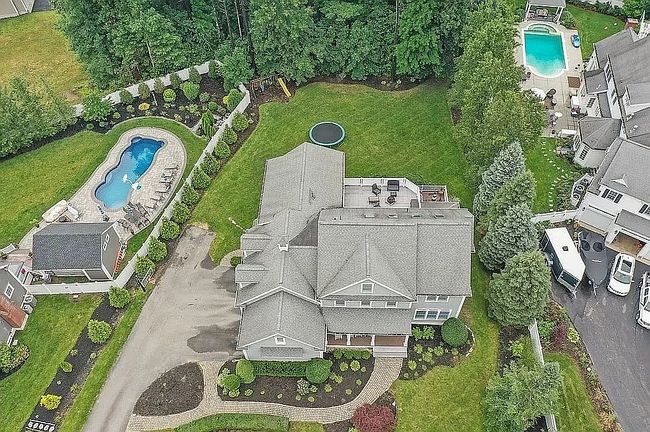 Photo of 118 Bates Way, Hanover, MA