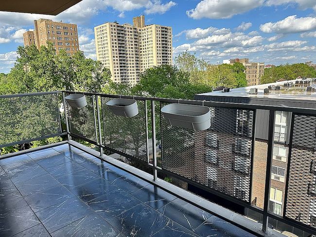 Image of 4466 W Pine Blvd Apt 7F