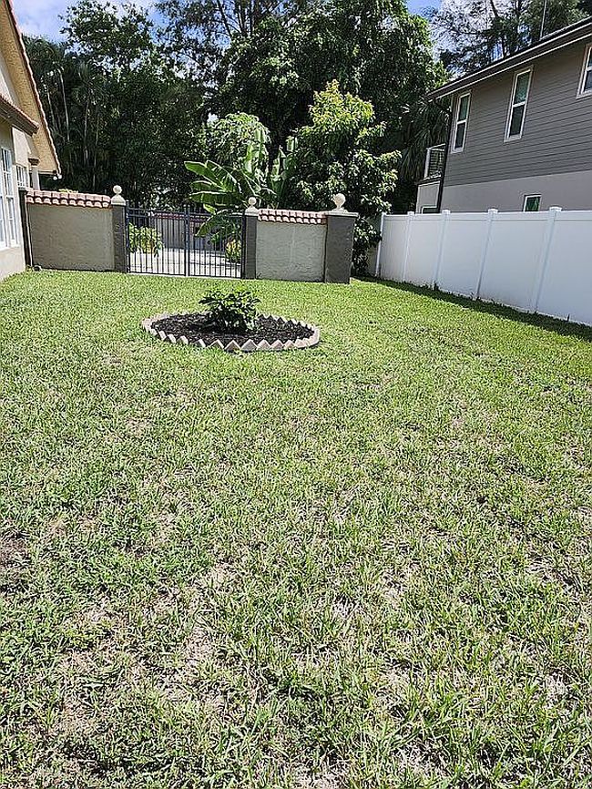 Photo of 9441 Old Pine Rd, Boca Raton, FL