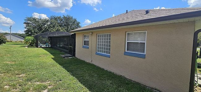 Additional photo 4 of property located at 10841 Vineyard Ct