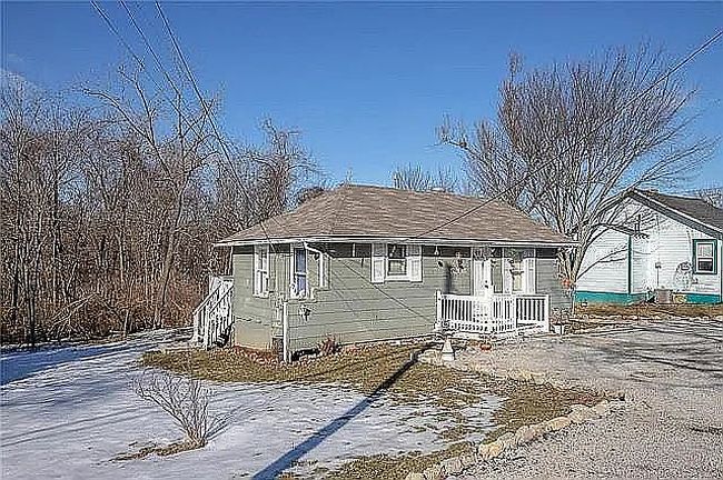 Additional photo 1 of property located at 5208 N Wheeling Ave