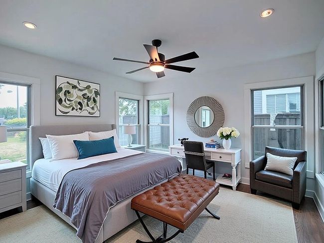 Additional photo 2 of property located at 4409 Calmont Ave