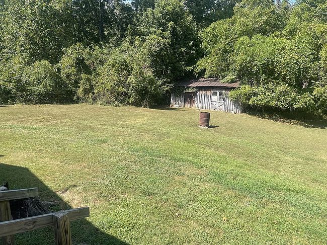Additional photo 4 of property located at 108 Buckner Rd