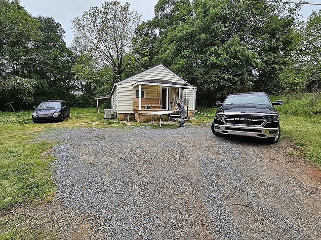 Preview of property located at 33 Church St