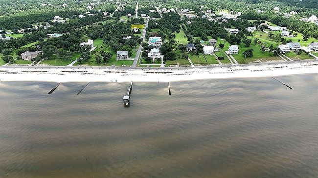 Photo of 137 Oak Blvd, Waveland, MS
