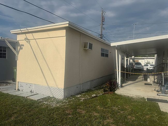 Photo of 425 E 33rd St, Hialeah, FL