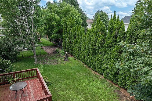 Photo of 420 Woodbine Dr, Marion, IA
