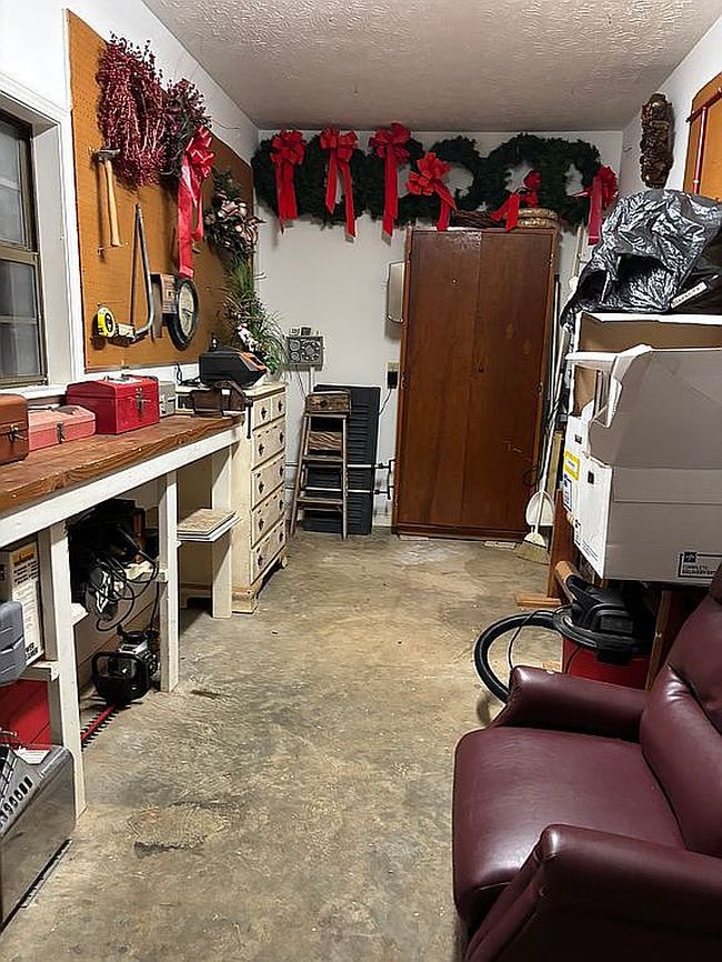 Image of 202 Pine Ridge Rd