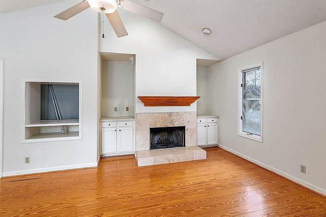 Image of 310 Peachtree St