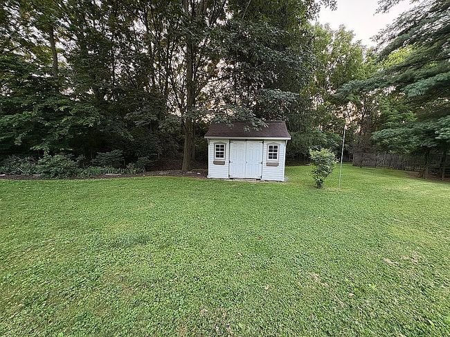 Photo of 63 Greenwood Cir, Ephrata, PA