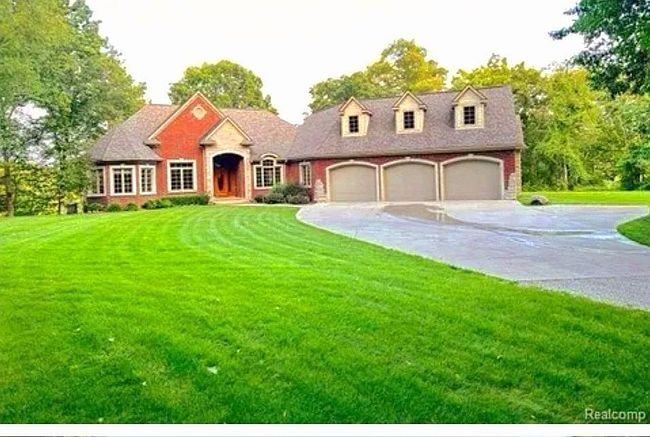 Preview of property located at 3074 Pond Rd