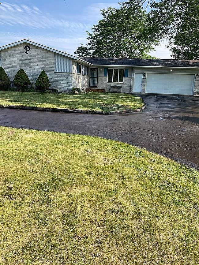 Photo of 2209 Conrad Rd, Standish, MI