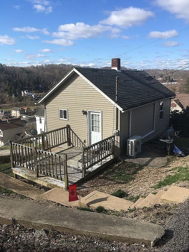 Photo of 612 N Penn St, Penn, PA