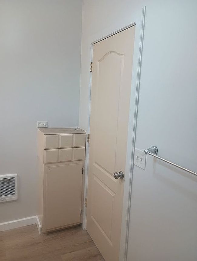 Image of 248 E Logsden Rd