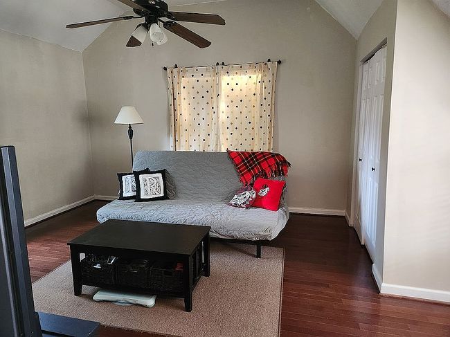 Photo of 639 Radford Cir, Woodstock, GA