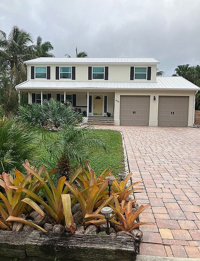 Photo of 918 Sw 33rd St, Palm City, FL