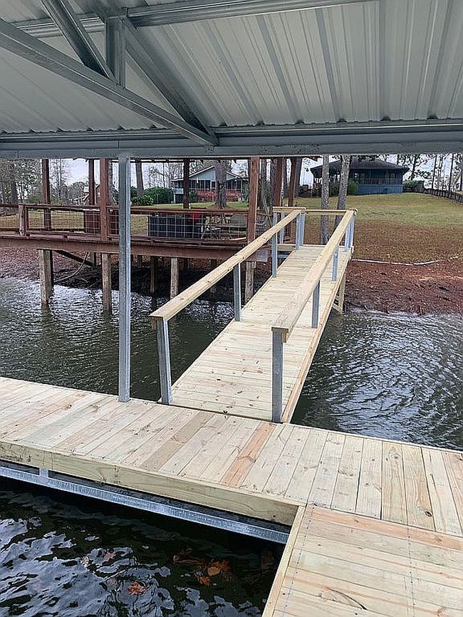 Image of 203 Whispering Pine
