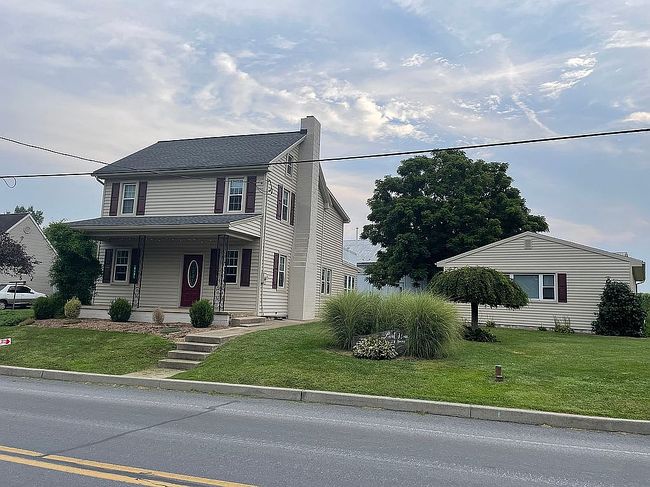 Photo of 412 Linden St, East Earl, PA