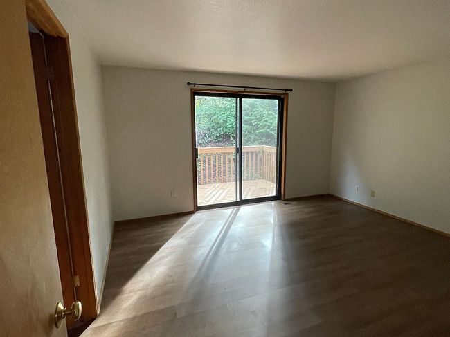 Photo of 9406 Saint Johns Pl Ne, Bremerton, WA