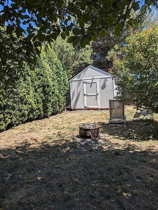 Photo of 945 W Oak St, Lebanon, OR