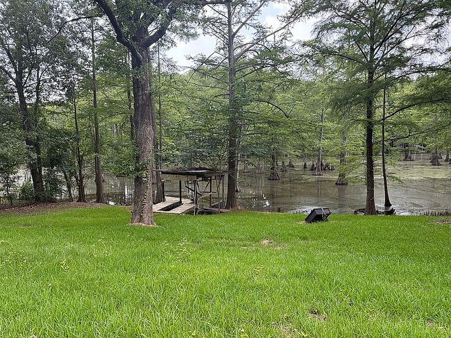 Photo of 8152 S Lakeshore Dr, Shreveport, LA