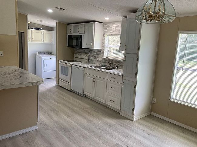 Photo of 3143 Sandy Dr, Zephyrhills, FL