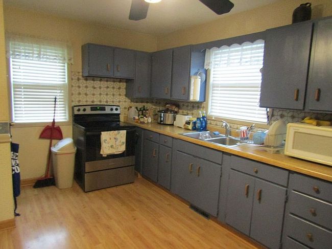 Additional photo 3 of property located at 4423 Se 6th St